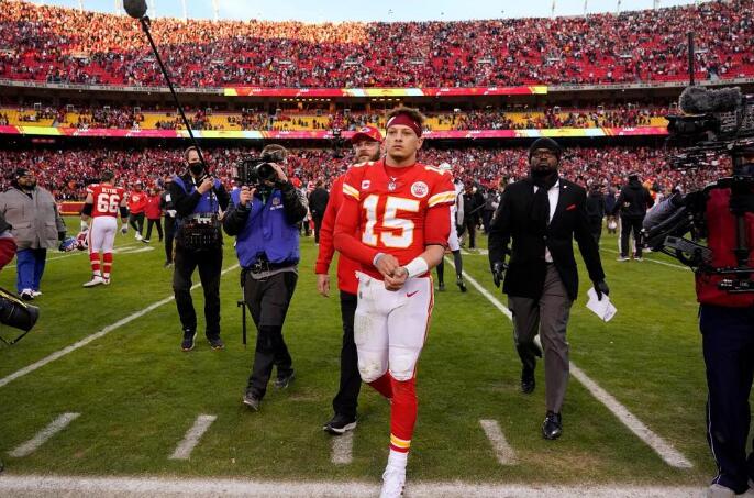 Mistakes on Offense Cost Chiefs 3rd Straight Super Bowl Trip