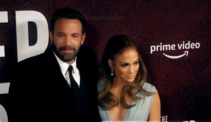 Jennifer Lopez and Ben Affleck tie the knot in Vegas