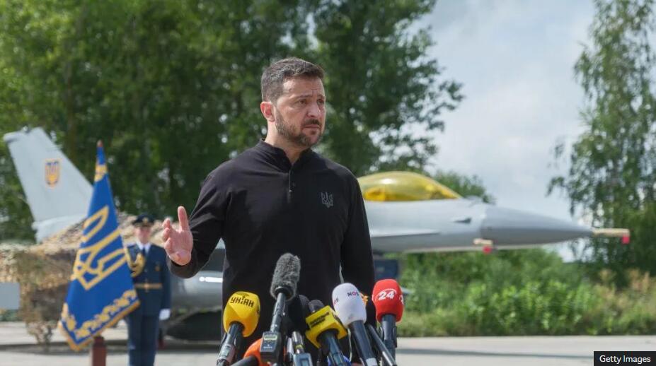 Ukraine receives first F-16 fighter jets – Zelensky